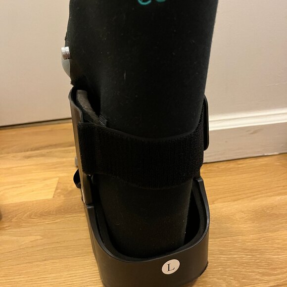 Core Tech Post-OP Shoe Foot - Picture 2 of 4